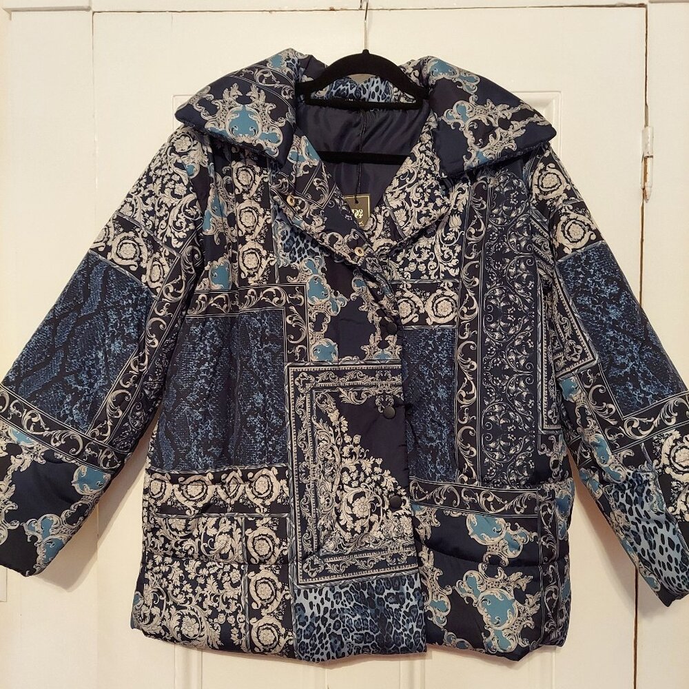 NWT DG2 by Diane Gilman Blue Multi Paisley Design Puffer Jacket size M
